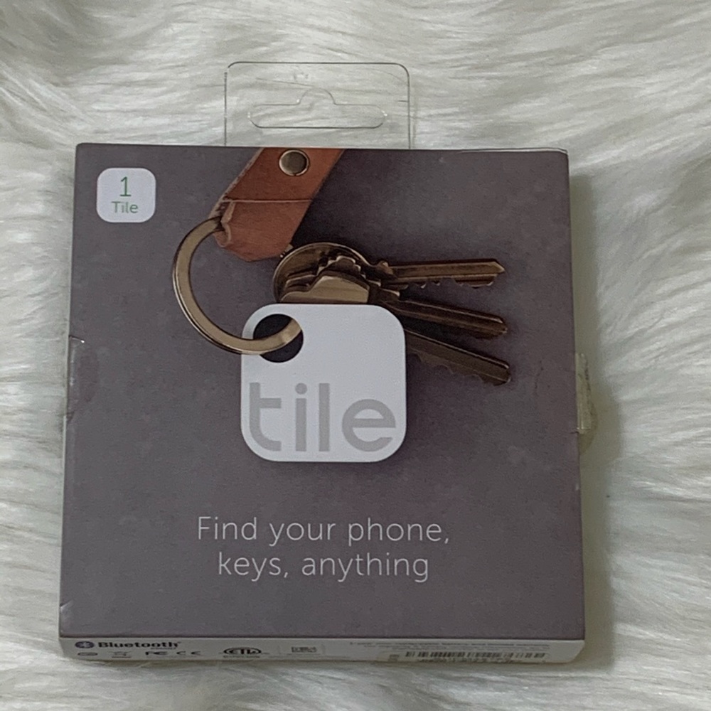 Tile Find Your Phone, Keys, Anything 1 Tine